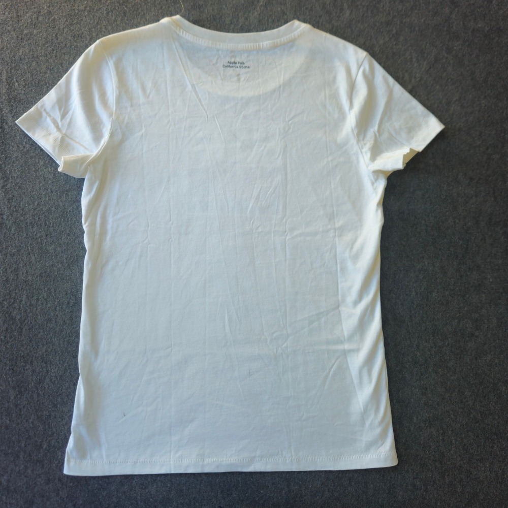New! APPLE PARK Pond Shirt Visitor Center Exclusive Women Small Tech Nerd Casual - Picture 3 of 8